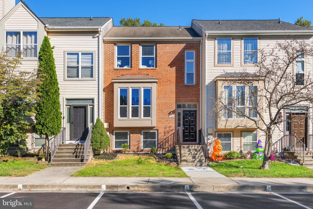 Photo of 7816 Whistling Pines Court, ELLICOTT CITY, MD 21043 (MLS # MDHW2075326)