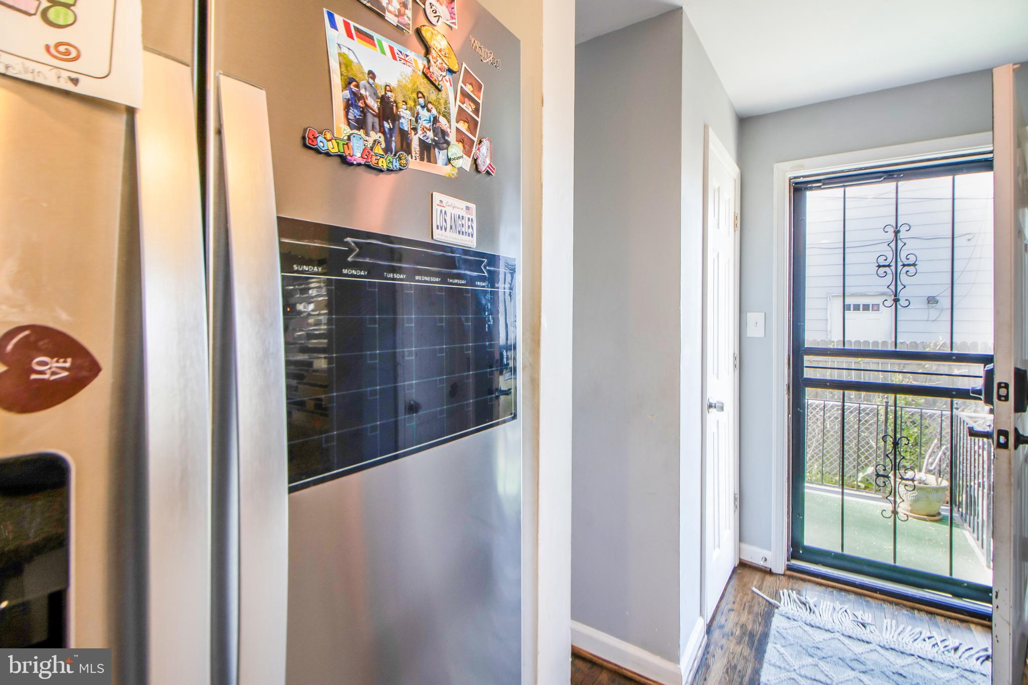 HOLLY PARK - Residential