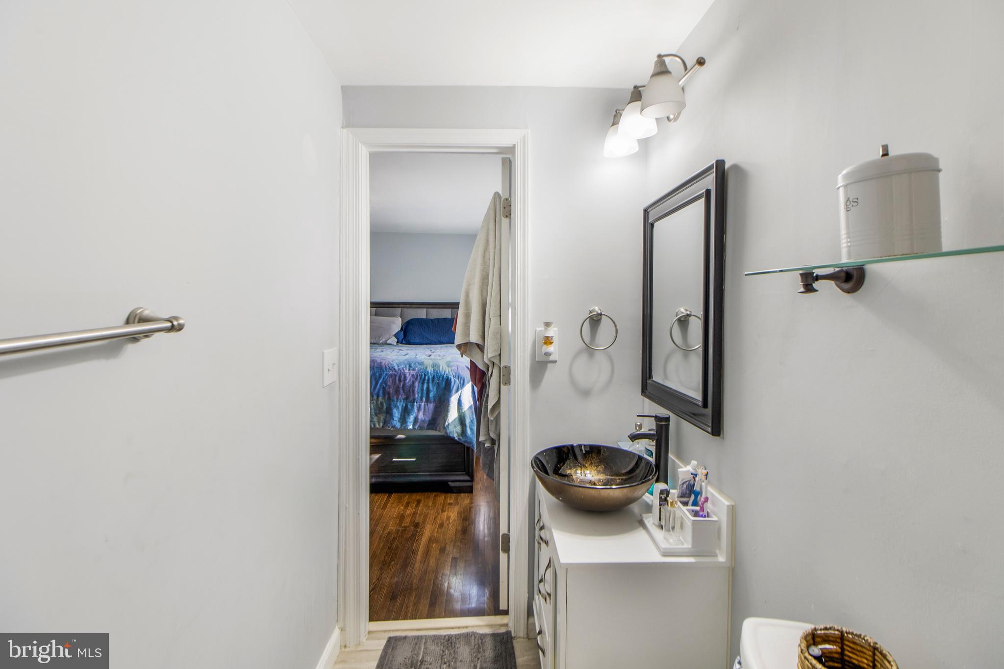 HOLLY PARK - Residential