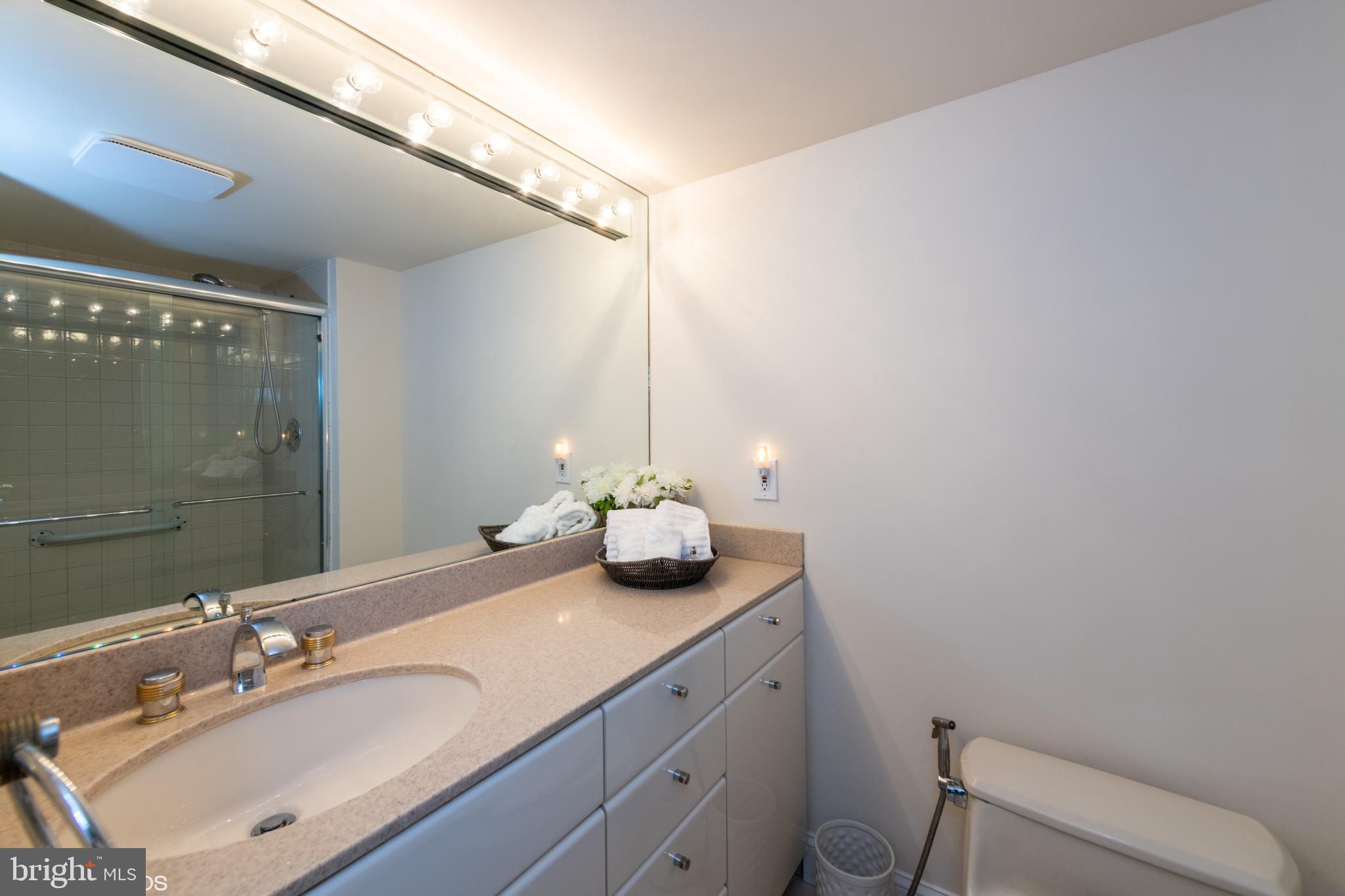 WESTLAKE PARK - Residential