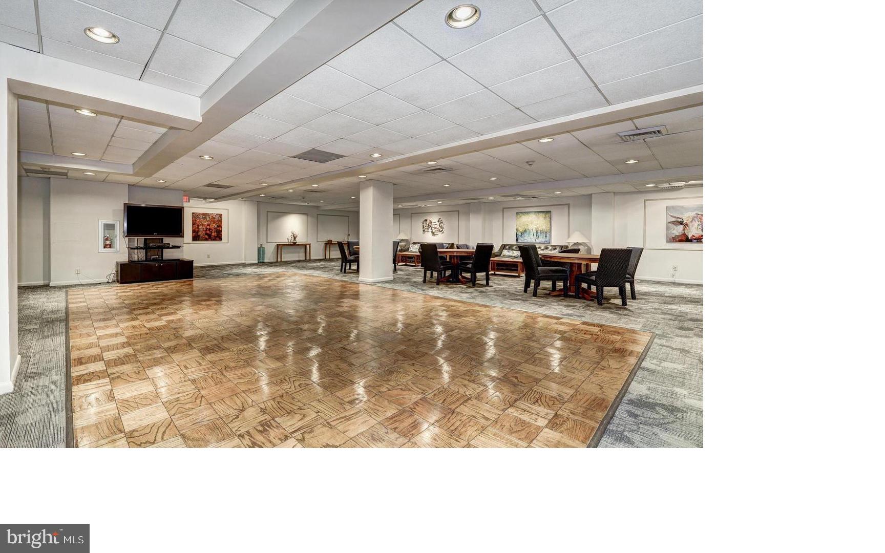 WESTLAKE PARK - Residential