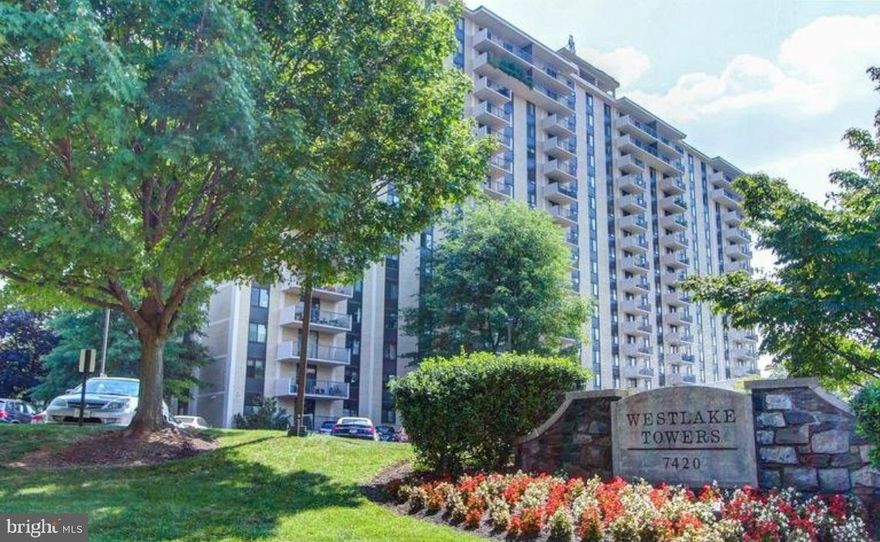 Spacious, sun-filled corner unit in sought after building. Exceptionally well maintained with 3BR/2BA,Balcony,W/D in unit, many closets, custom built-in storage & cabinets, extra storage unit, & 1 garage prkg incl. Renovated kitchen & bathrooms. All utilities included in condo fee!!! Bldg amenities o/s pool, tennis crts, party rm, exercise rm,roof top card rm & blcny. Close to metro and Mont. mall.