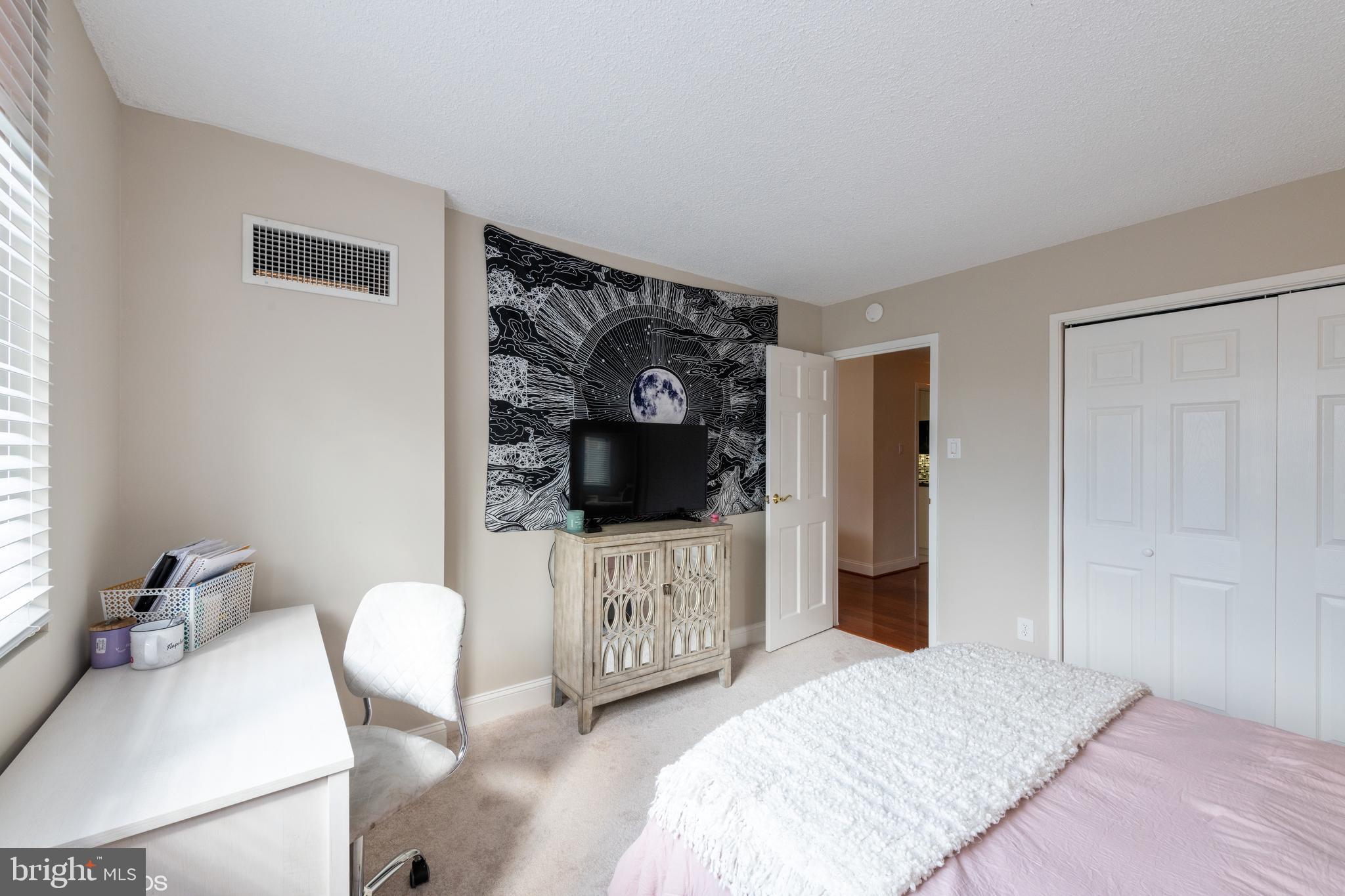 WESTLAKE PARK - Residential