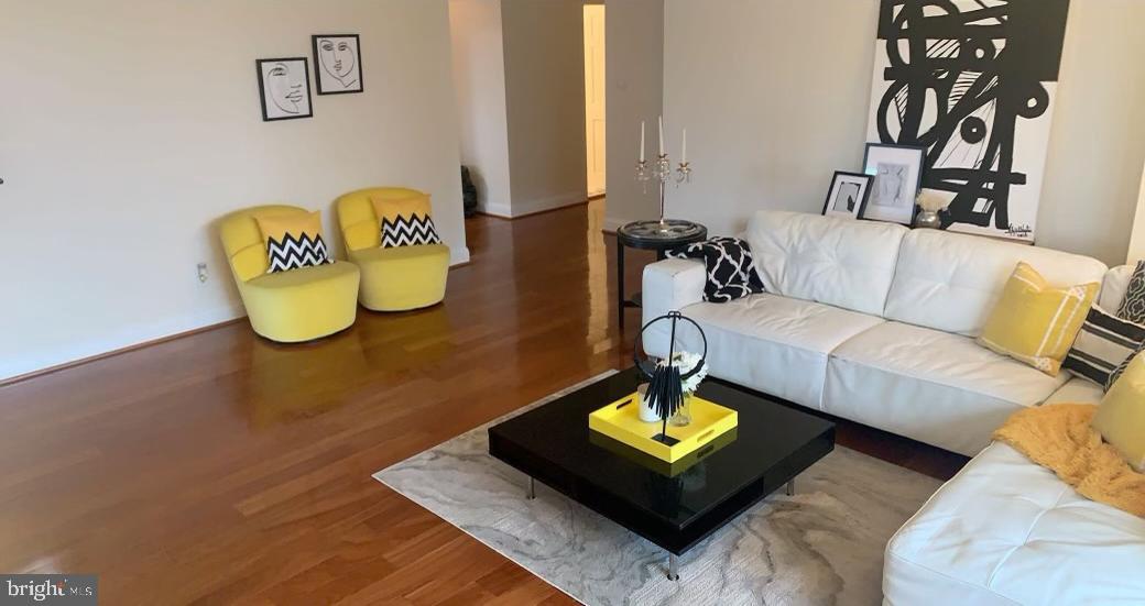 WESTLAKE PARK - Residential