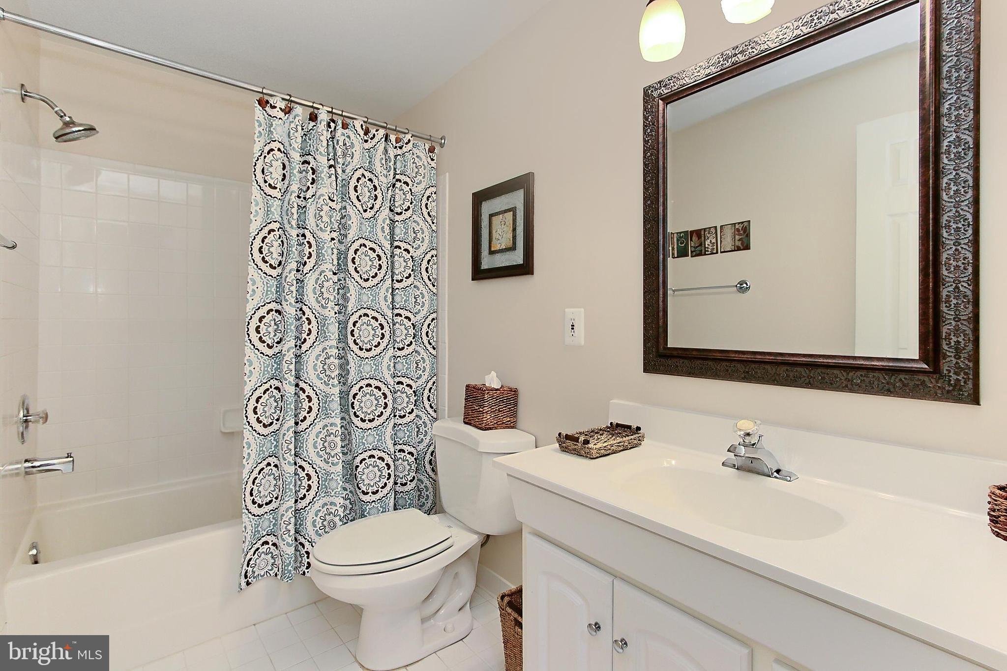 CENTRE RIDGE - Residential