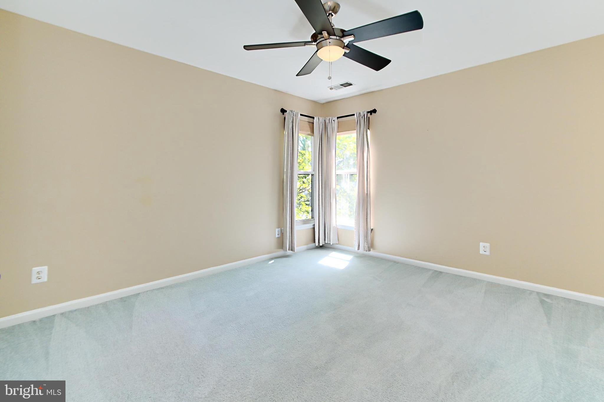 CENTRE RIDGE - Residential