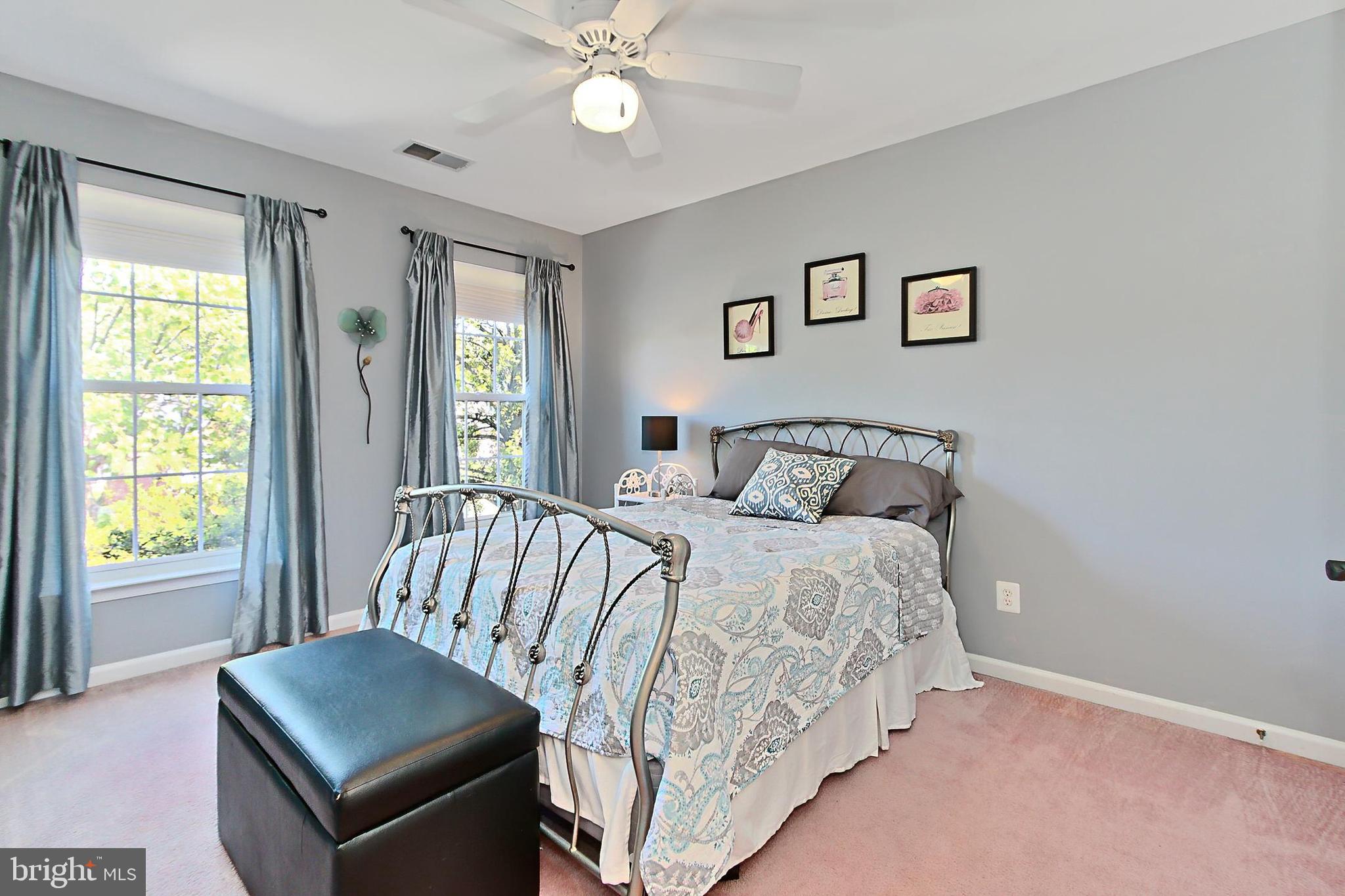 CENTRE RIDGE - Residential