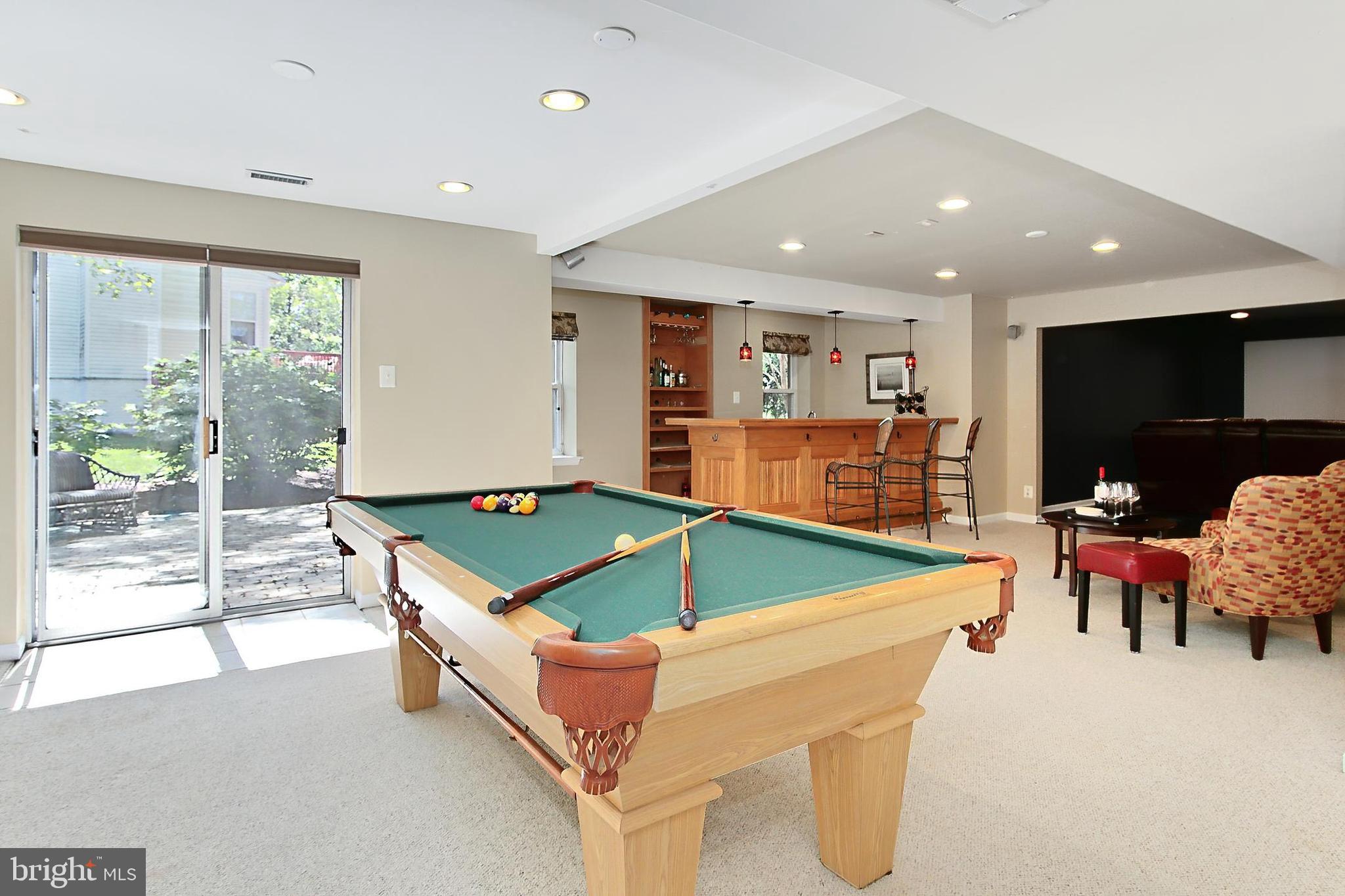 CENTRE RIDGE - Residential