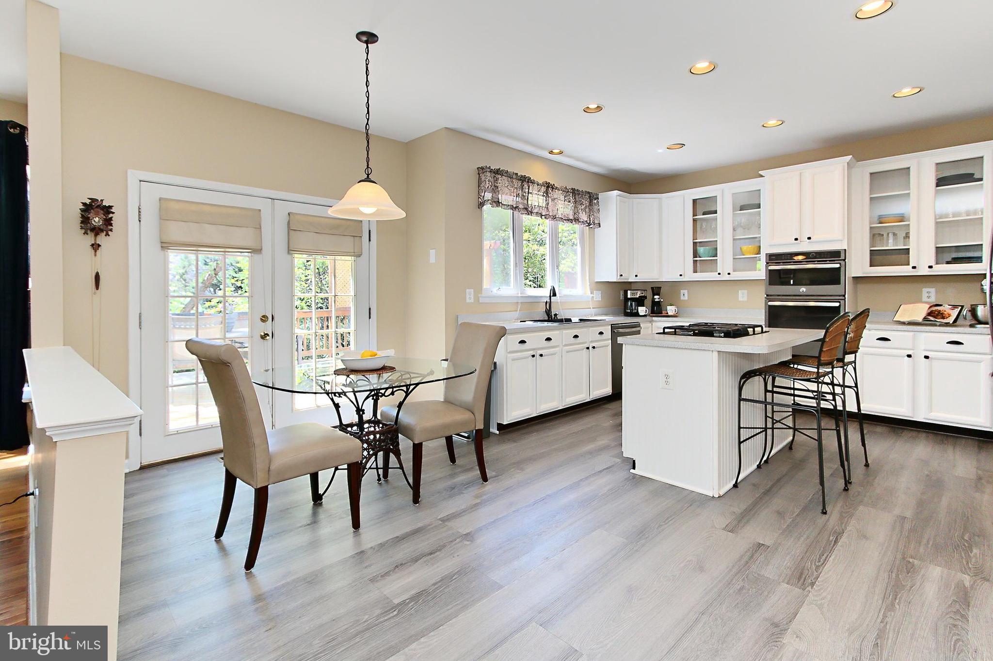 CENTRE RIDGE - Residential