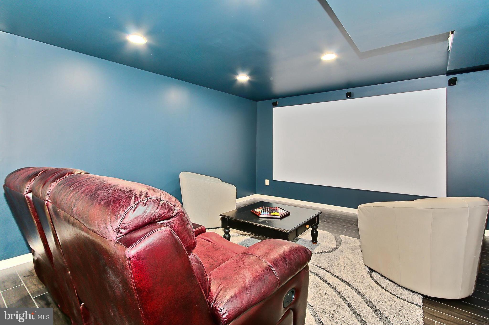 CENTRE RIDGE - Residential