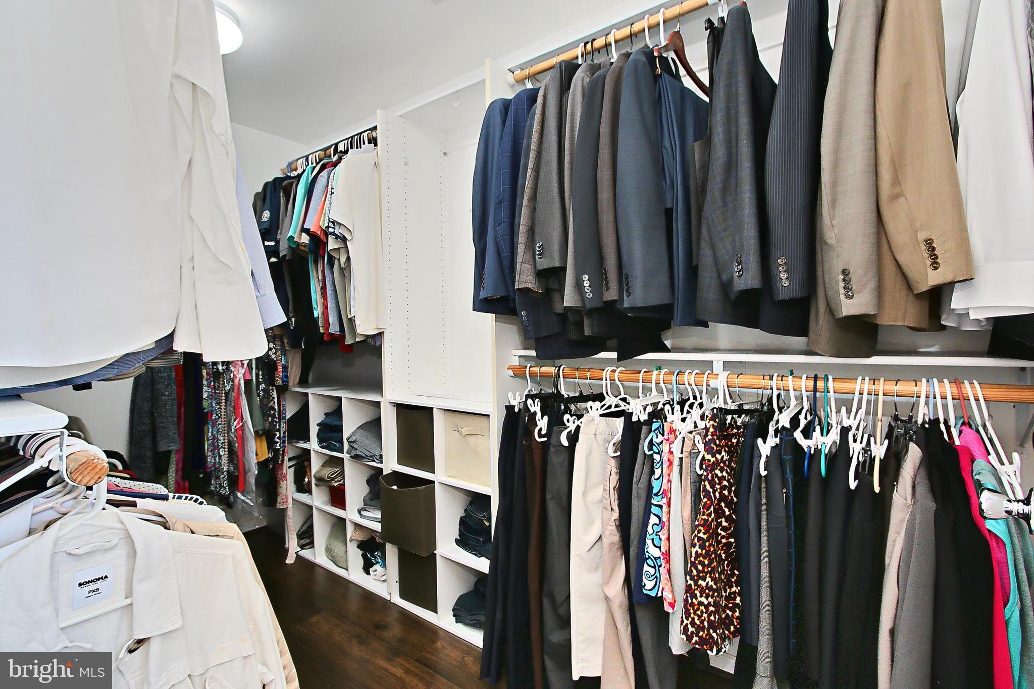 CENTRE RIDGE - Residential