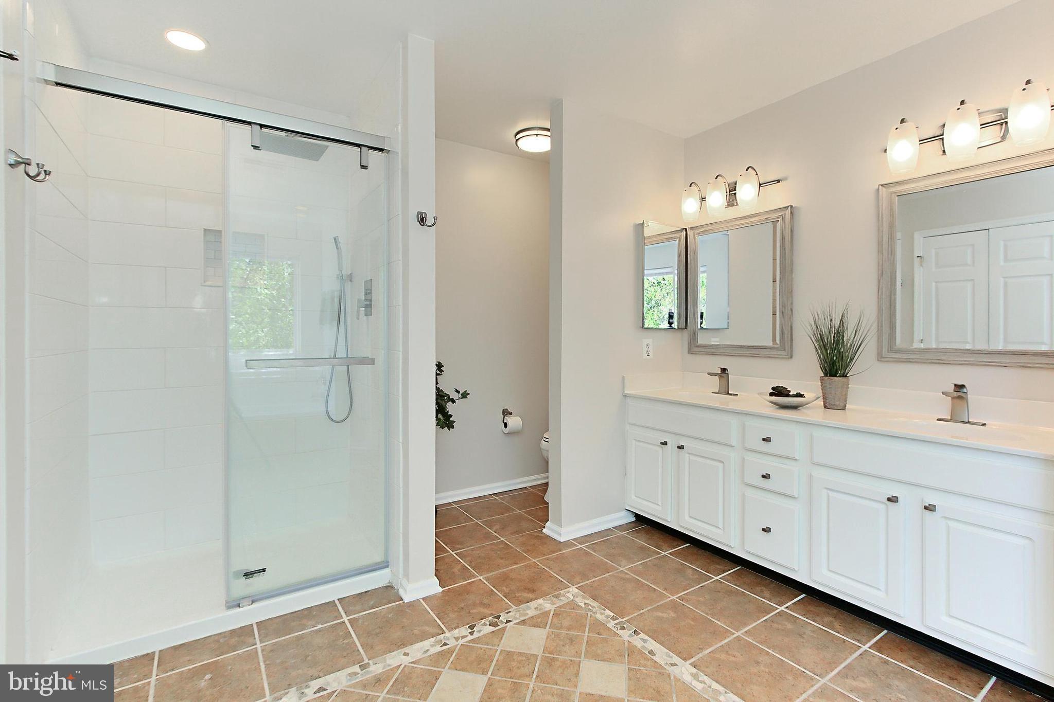 CENTRE RIDGE - Residential