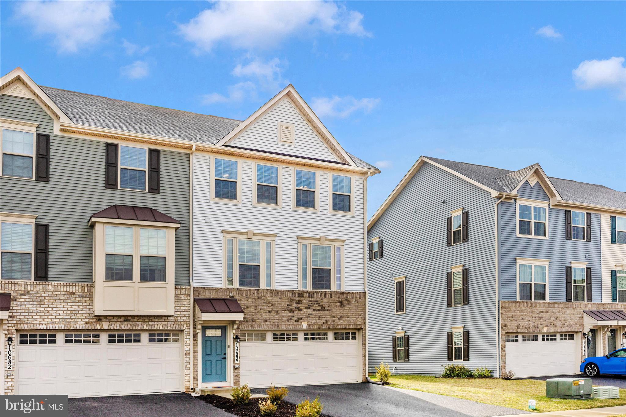 LAKE LINGANORE - Residential