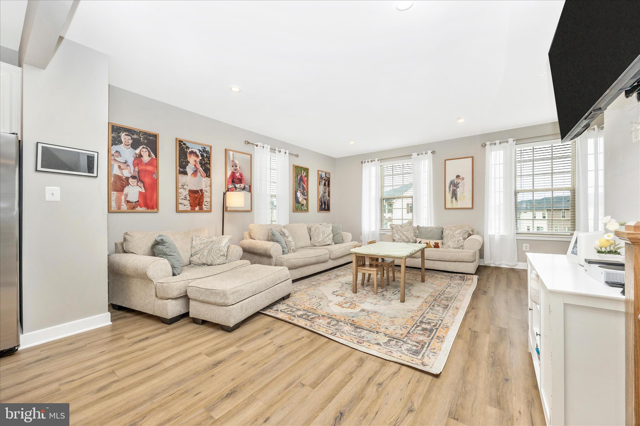 LAKE LINGANORE - Residential