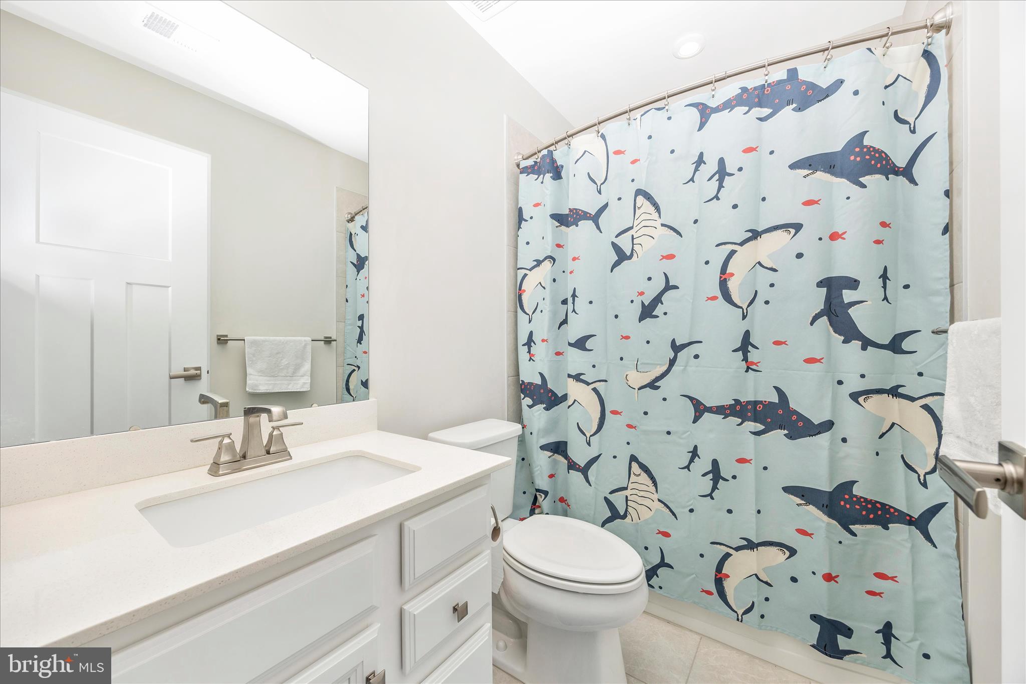 LAKE LINGANORE - Residential