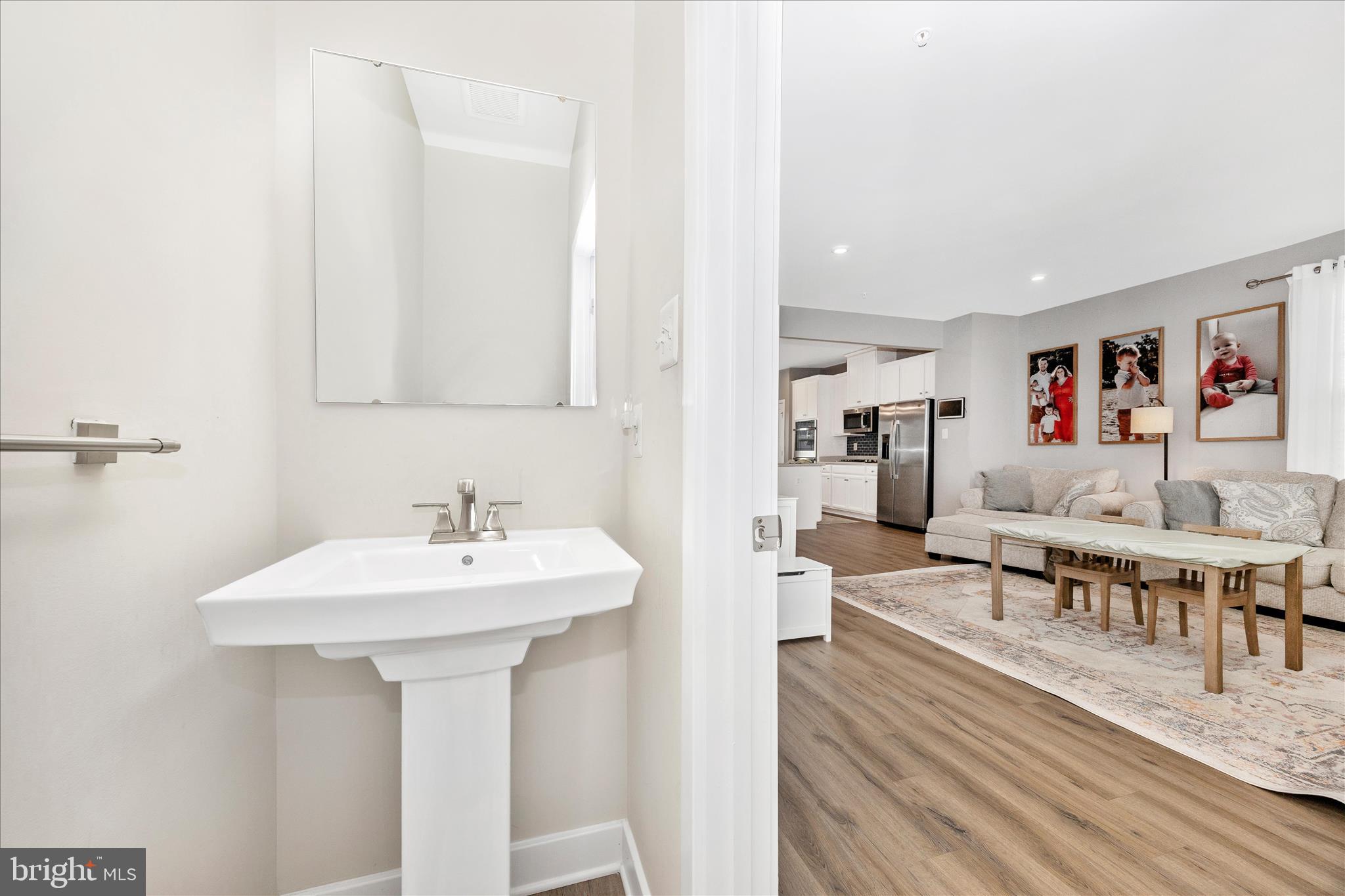 LAKE LINGANORE - Residential