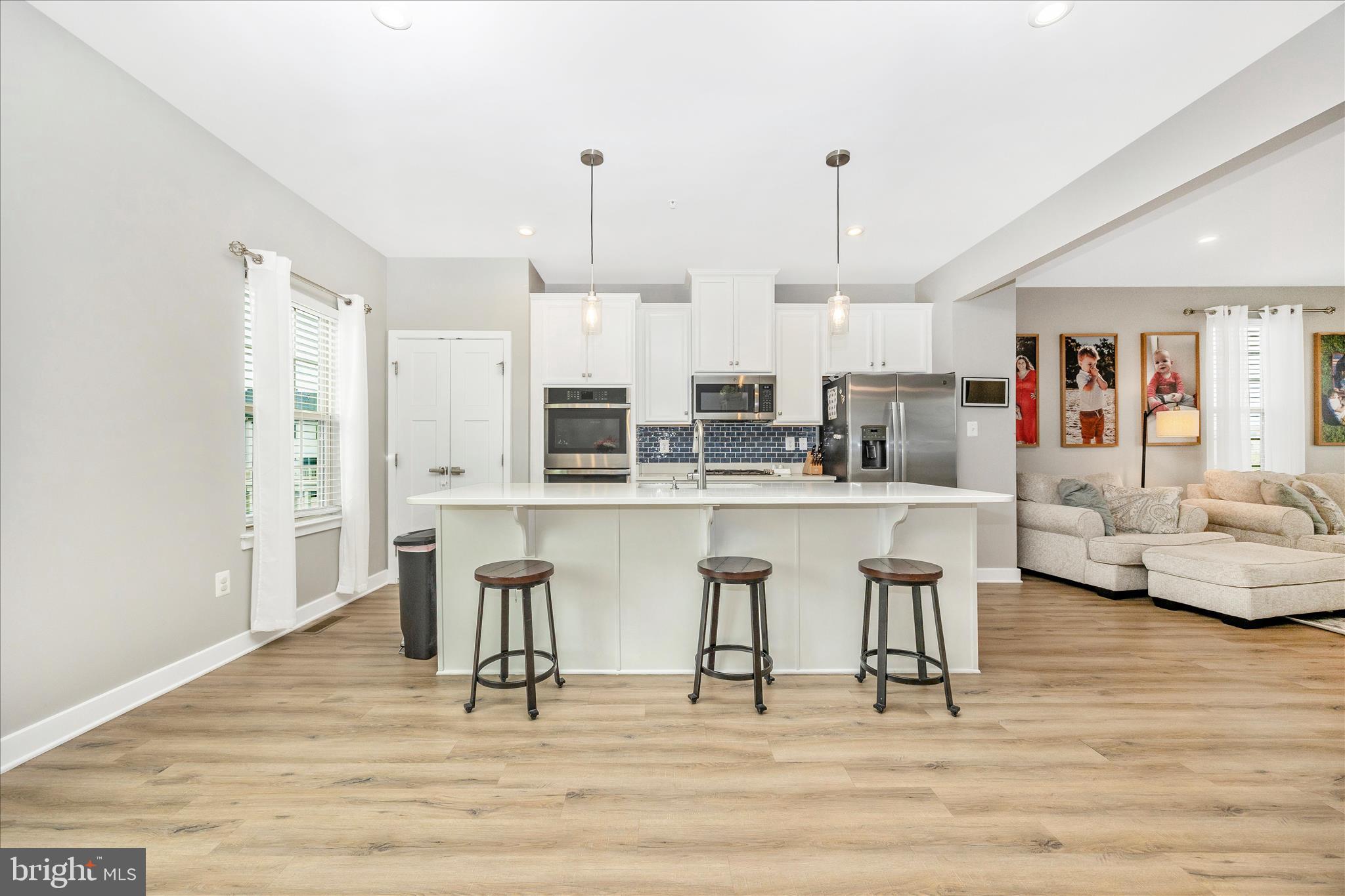 LAKE LINGANORE - Residential