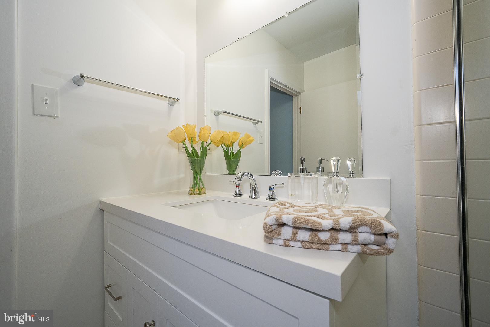 EXECUTIVE ESTATES - Residential