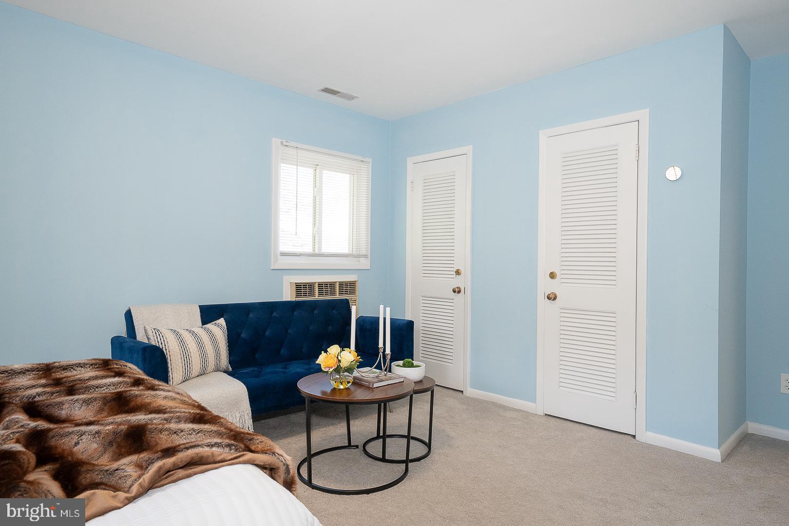 EXECUTIVE ESTATES - Residential