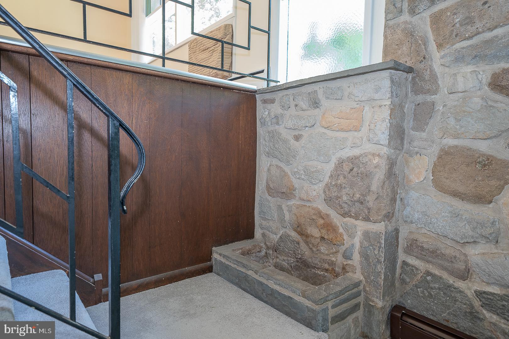 EXECUTIVE ESTATES - Residential