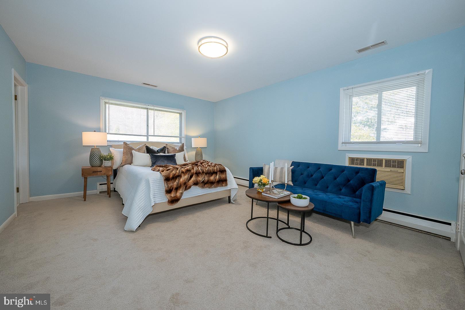 EXECUTIVE ESTATES - Residential