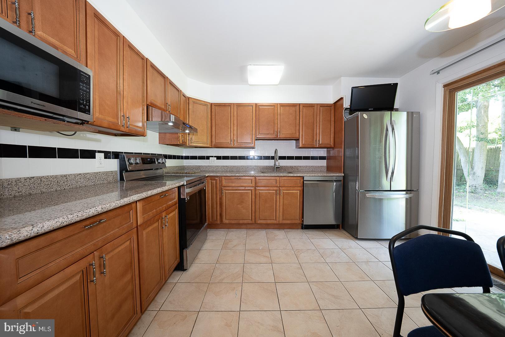 EXECUTIVE ESTATES - Residential