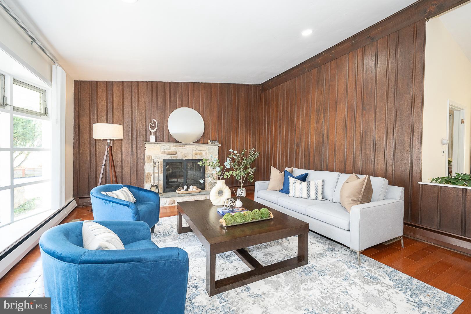 EXECUTIVE ESTATES - Residential