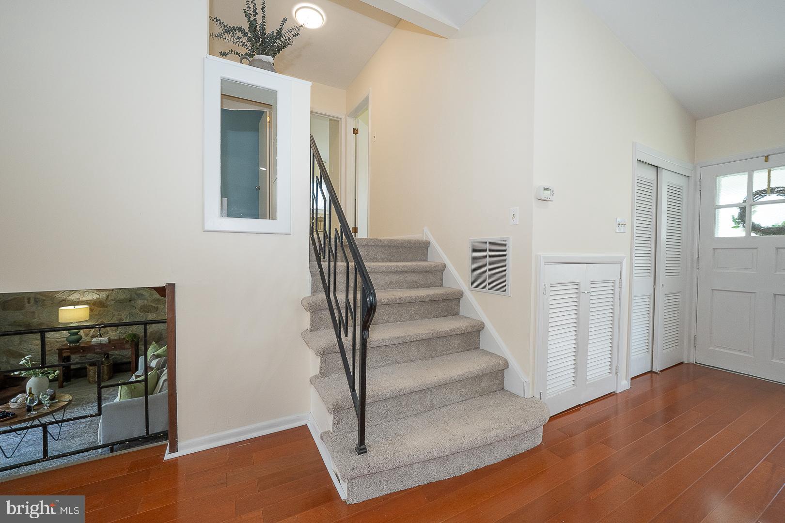 EXECUTIVE ESTATES - Residential