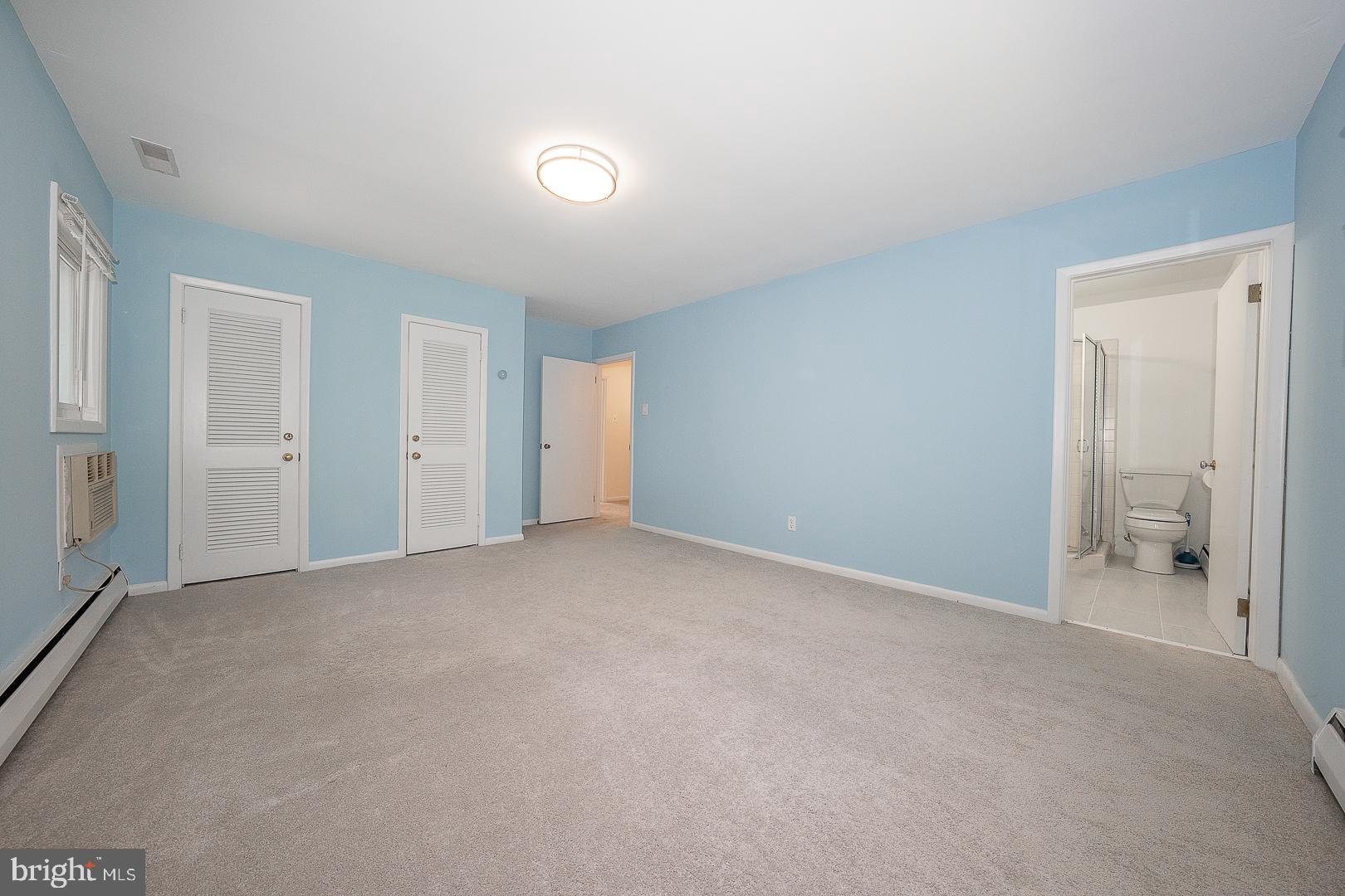 EXECUTIVE ESTATES - Residential