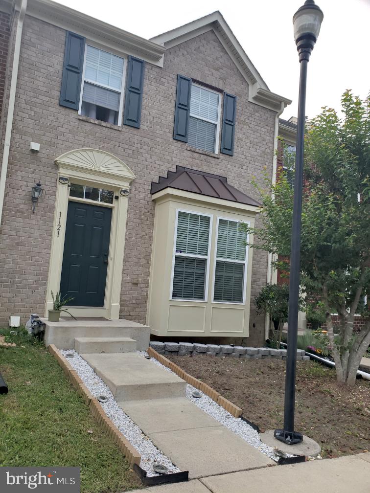 LINCOLN - Residential Lease