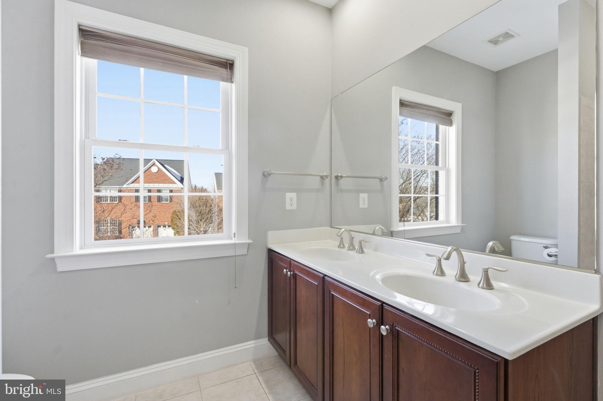 MIDDLETON FARM - Residential