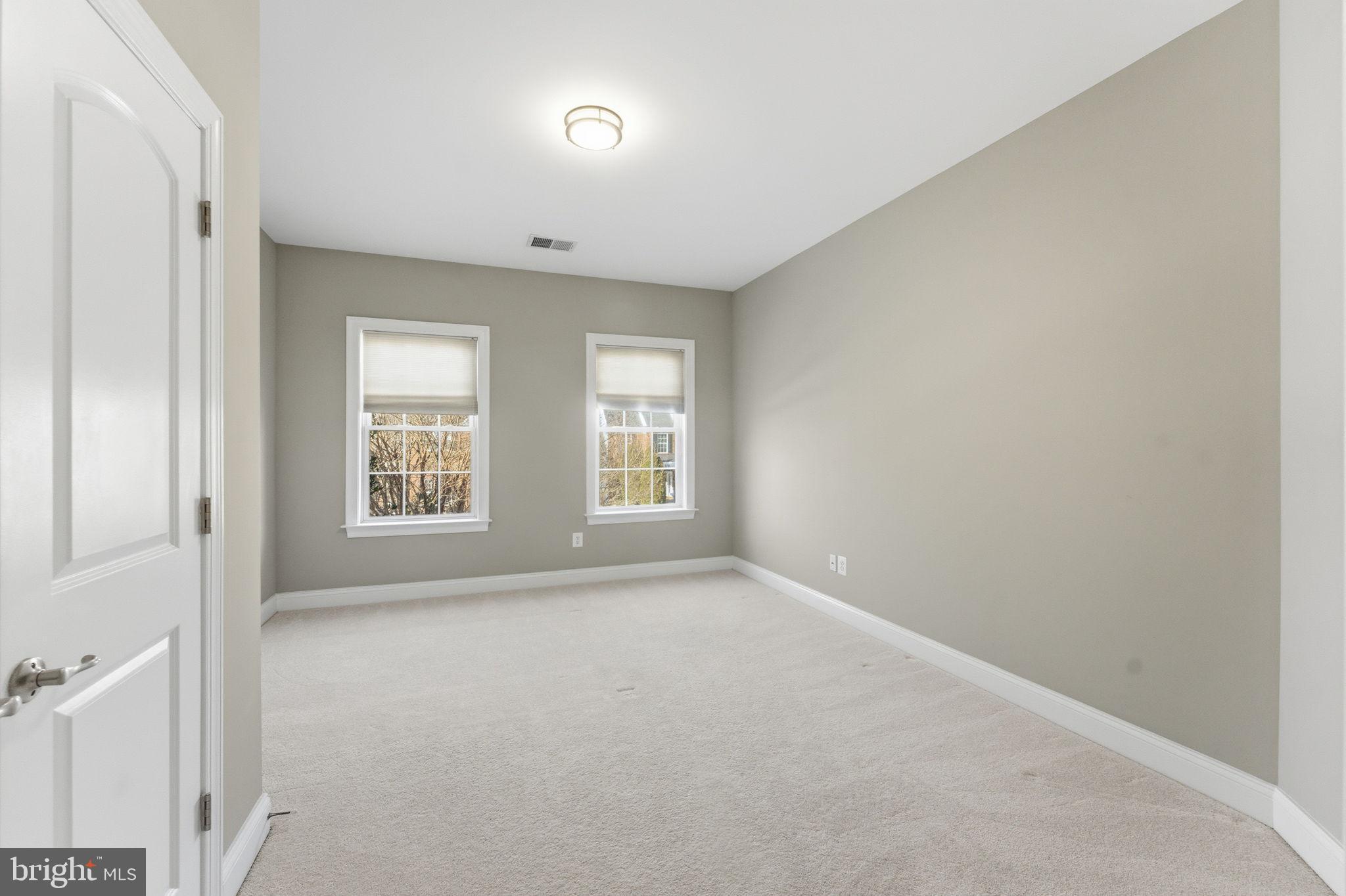 MIDDLETON FARM - Residential