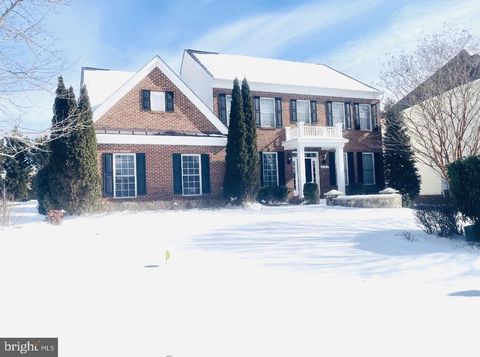 2781 MIDDLETON FARM HERNDON VA 20171