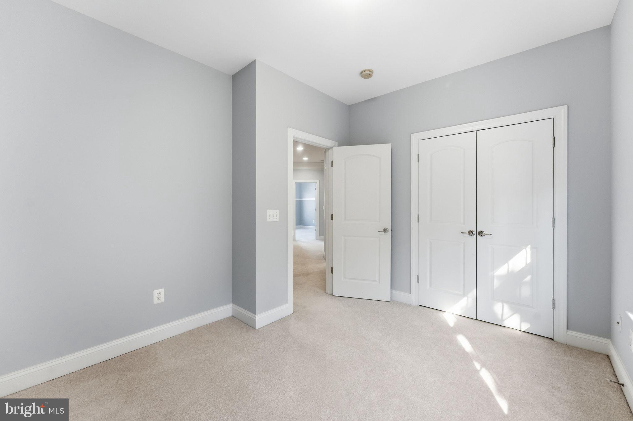 MIDDLETON FARM - Residential