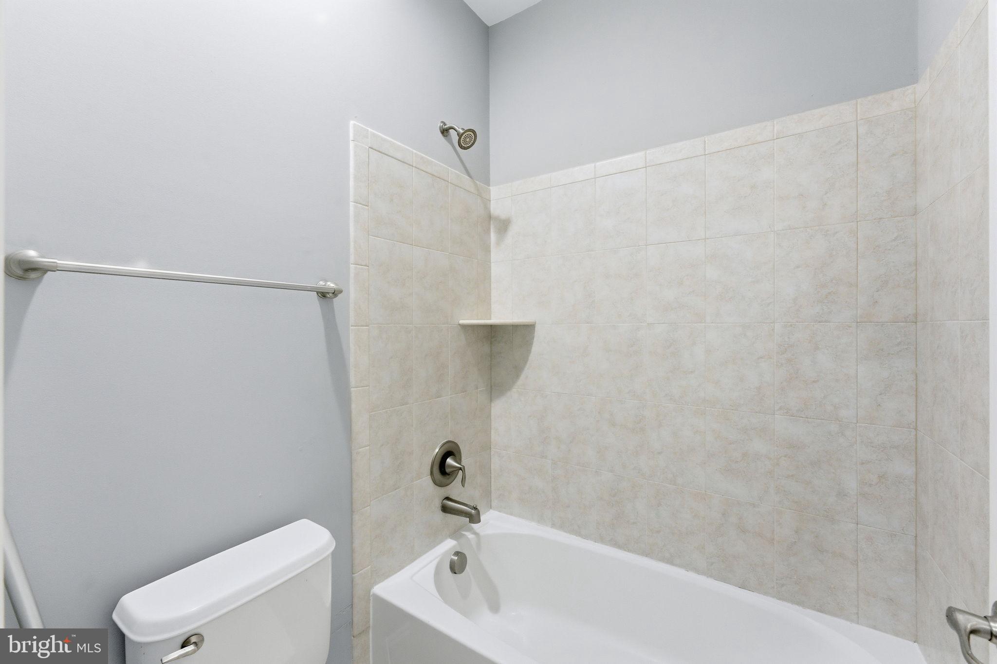 MIDDLETON FARM - Residential