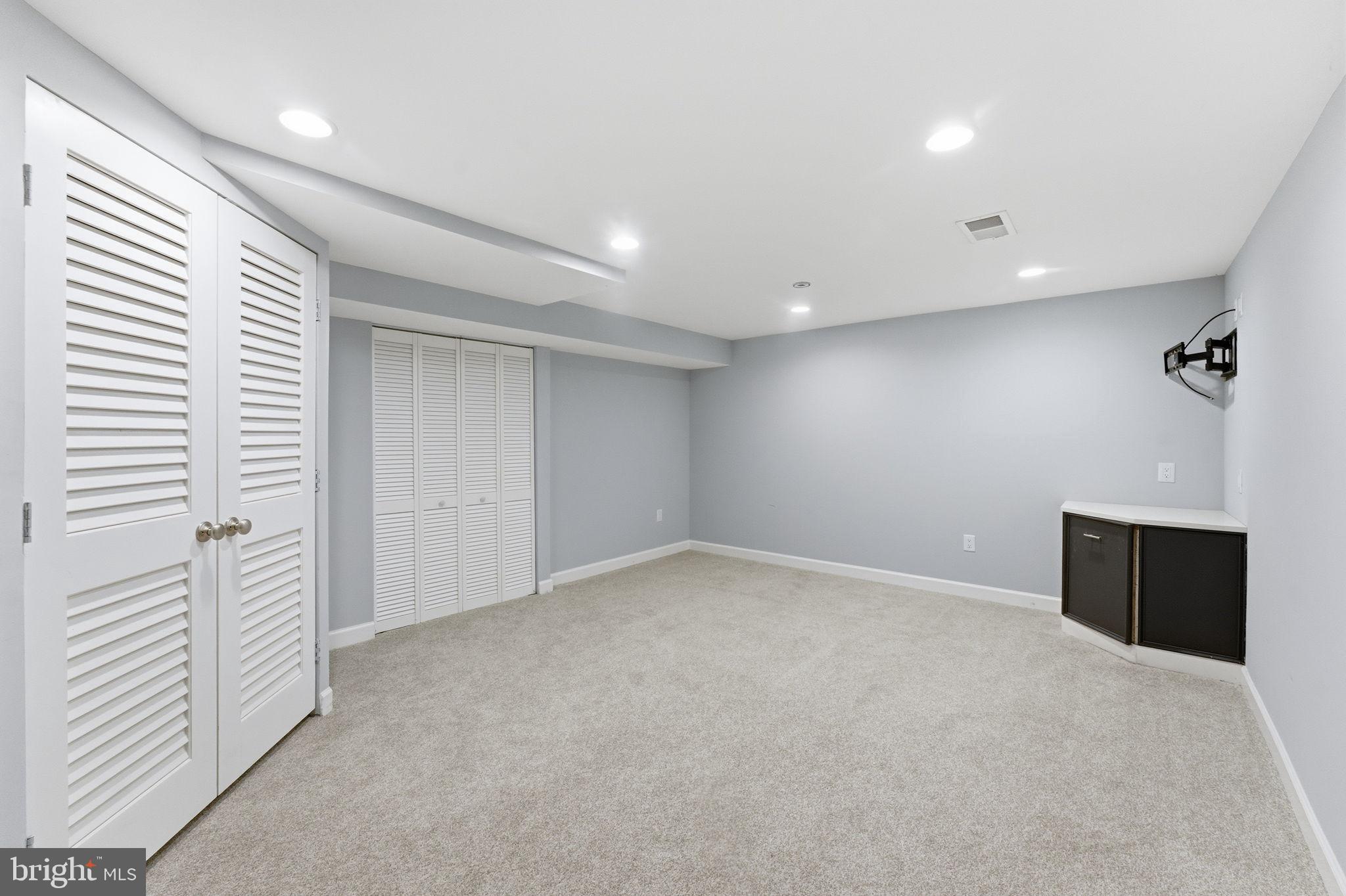 MIDDLETON FARM - Residential