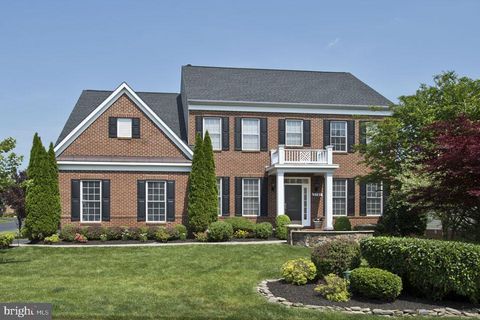 2781 MIDDLETON FARM HERNDON VA 20171