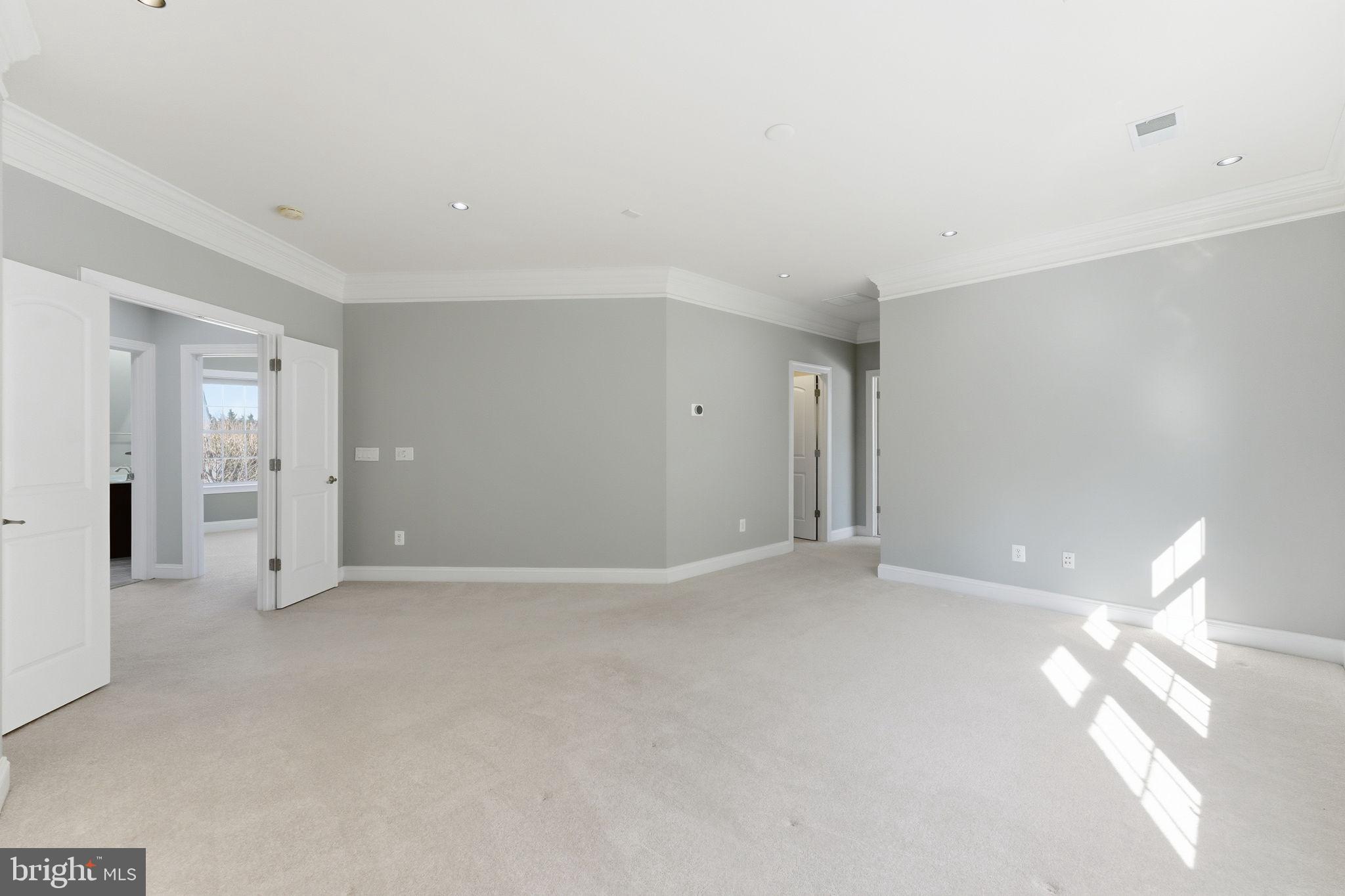 MIDDLETON FARM - Residential