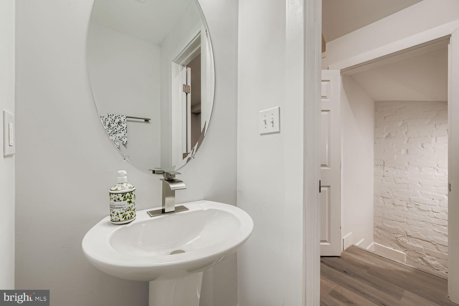 WOODMERE - Residential