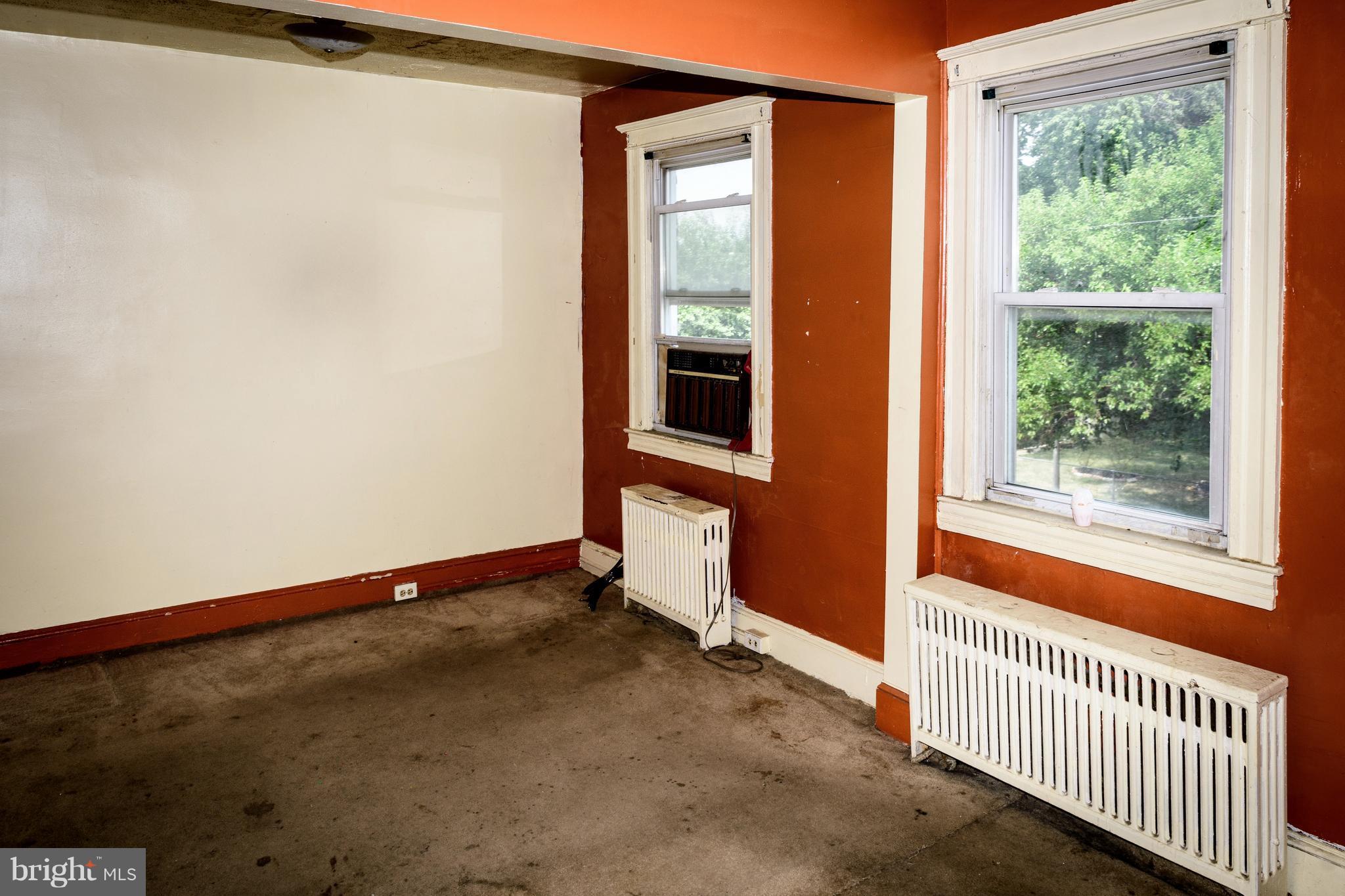 TOWANDA - Residential