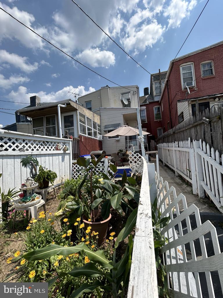 NORTHEAST READING - Residential