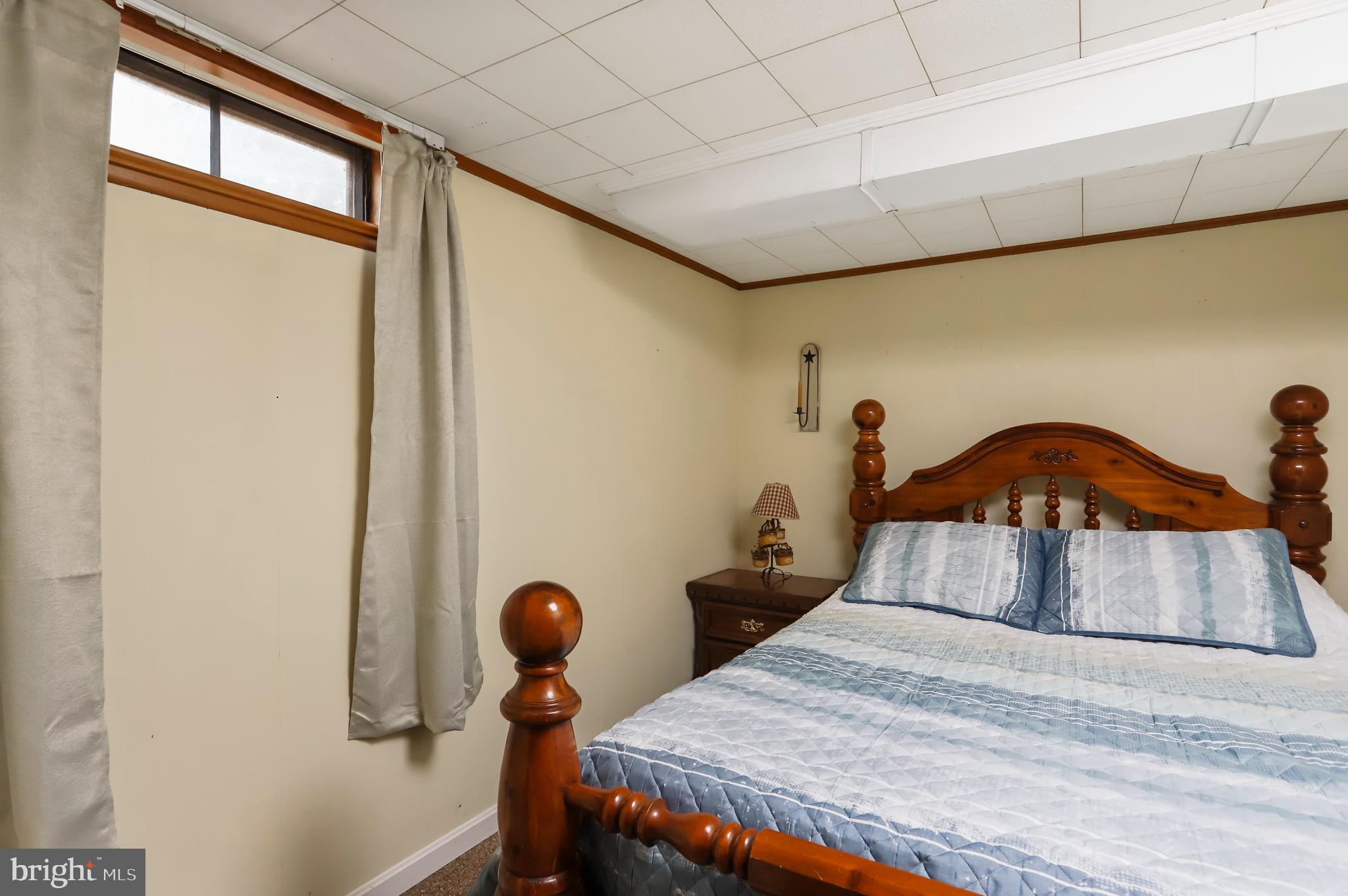 HALFWAY - Residential