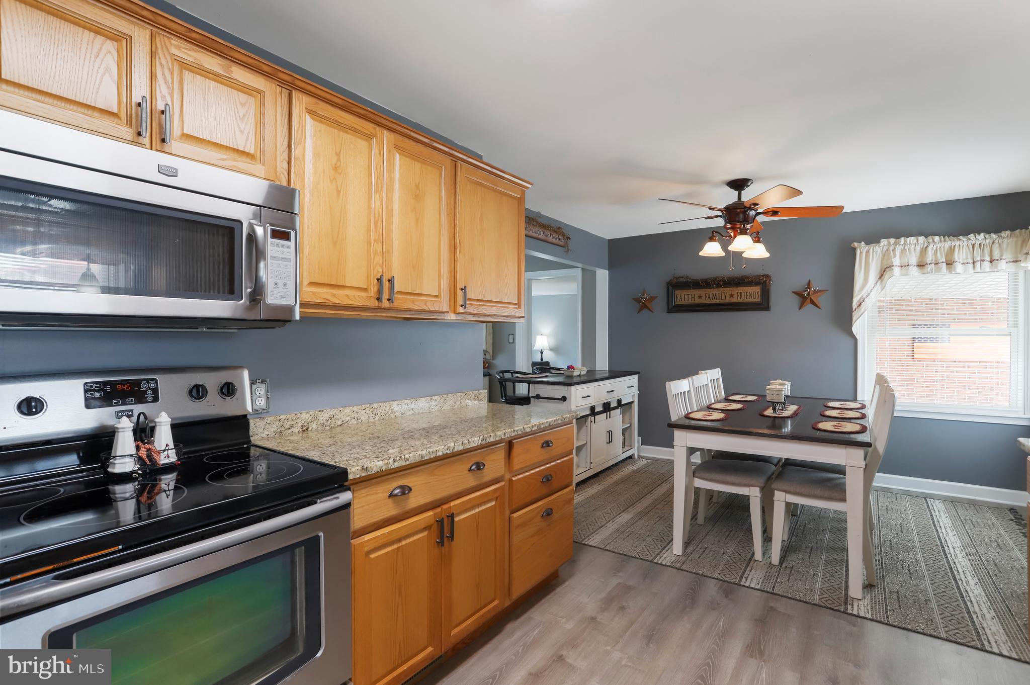 HALFWAY - Residential