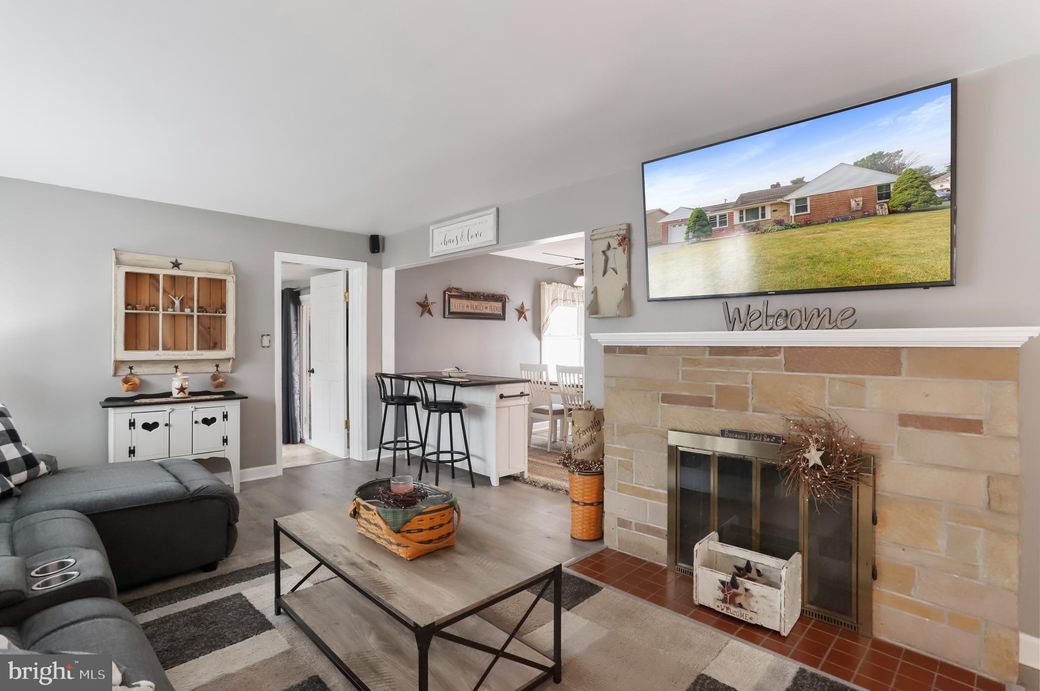 HALFWAY - Residential