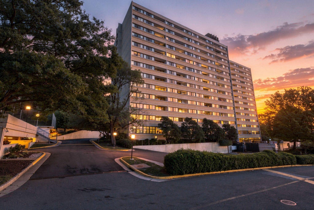 Photo of 5911 Edsall Road #711, ALEXANDRIA, VA 22304 (MLS # VAAX2065132)