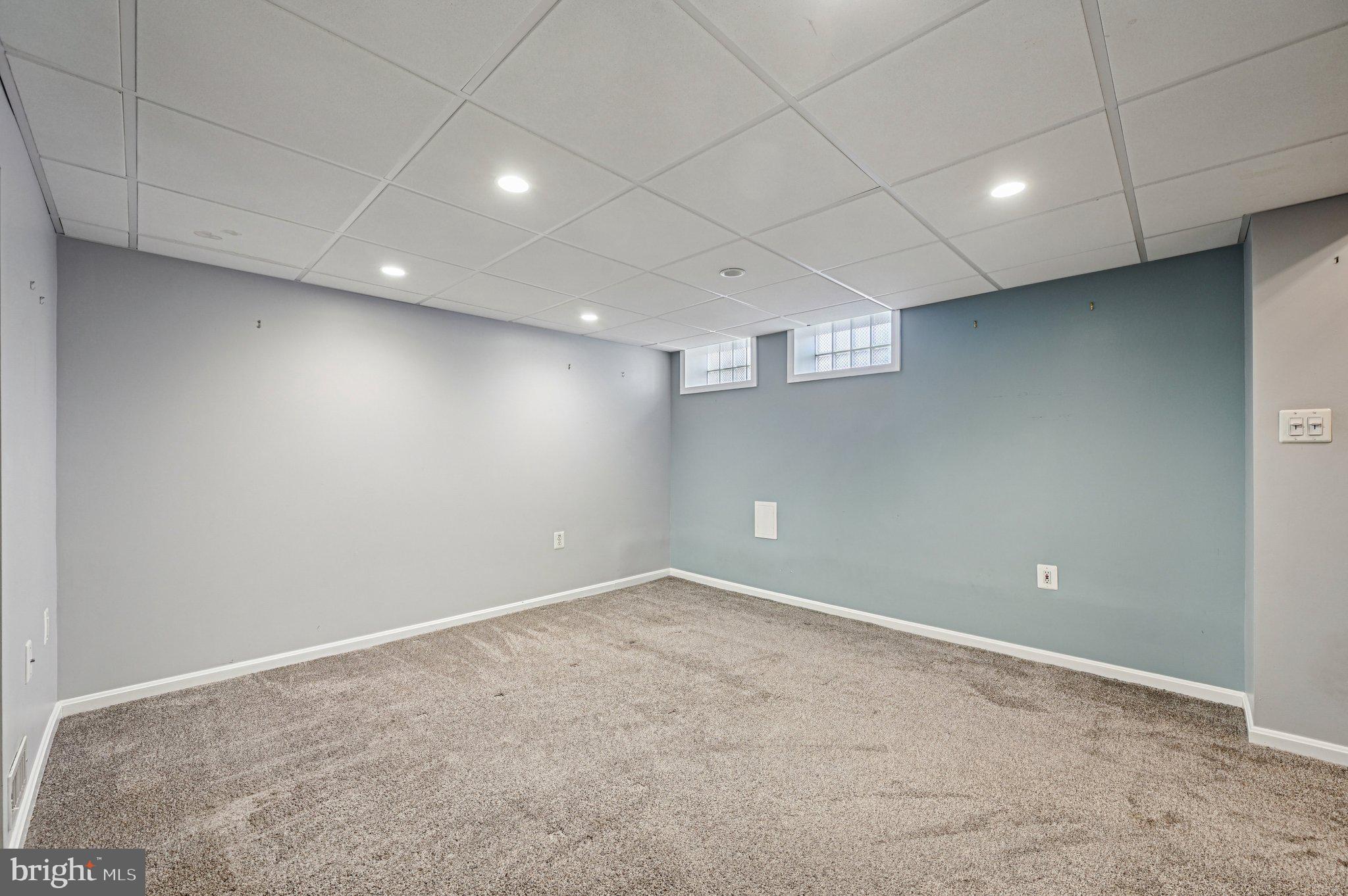 KNETTISHALL - Residential