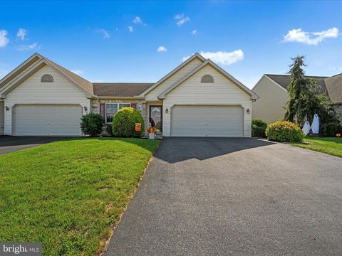 Photo of 2142 Weeping Willow Lane, MOUNT JOY, PA 17552 (MLS # PALA2077488)