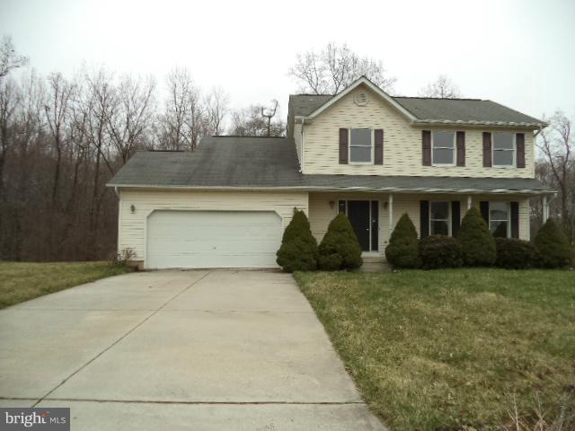 MAXA WOODS - Residential