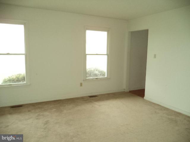 MAXA WOODS - Residential