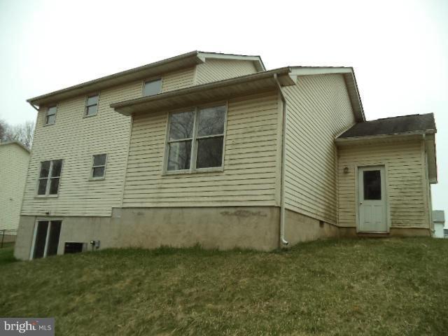 MAXA WOODS - Residential